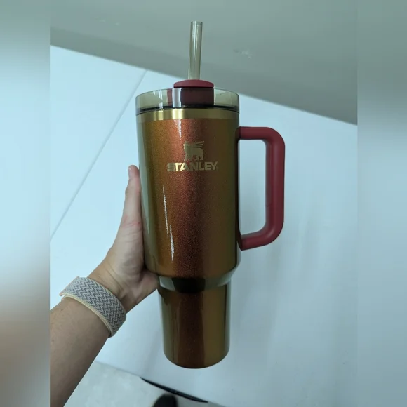 Lainey Wilson Edition Stanley Tumbler - Picture 2 of 5